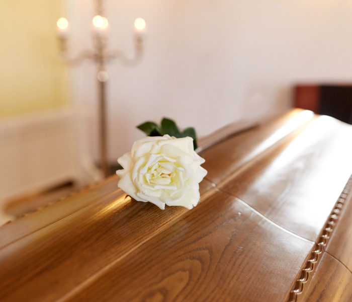 4 Things You Need To Know About Direct Burial - Everplans